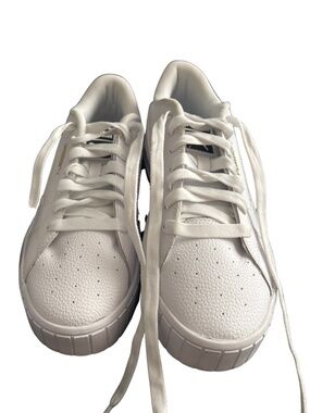 Puma White Leather Sneakers Gold Logo | Women’s 9.5 | NWOT